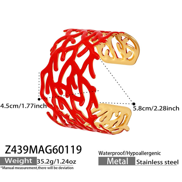 Wholesale Geometric Light Luxury Minimalist Leafshaped Stainless Steel Goldplated Open Bracelet
