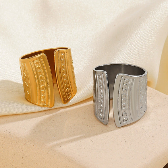 Wholesale Geometric Line Stainless Steel Ring For Women With Ins Style And 18K Gold Plated Electroplating