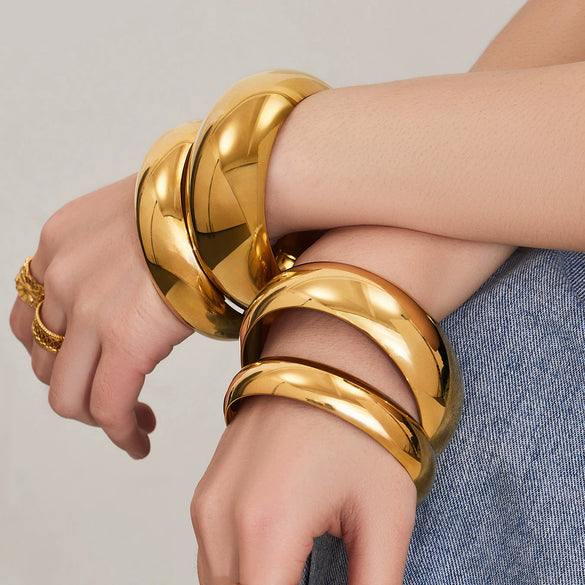Wholesale Geometric Minimalist Light Luxury Stainless Steel 18K Gold Plated Finely Polished Mirror Bracelet Accessory