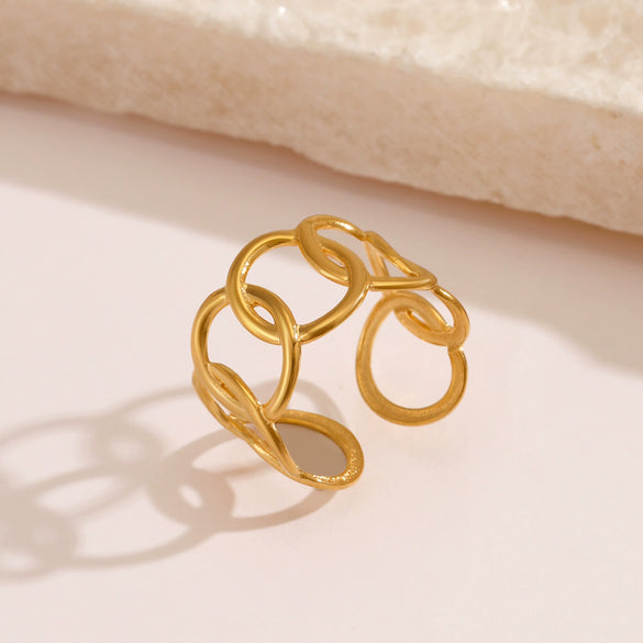 Wholesale Geometric Oval Interlocking Stainless Steel Goldplated Ring Casual Elegant And Adjustable For Women