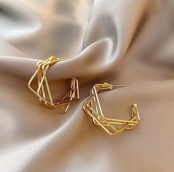 Wholesale Geometric Pearl Earrings For Women Metal U Shape Electroplated