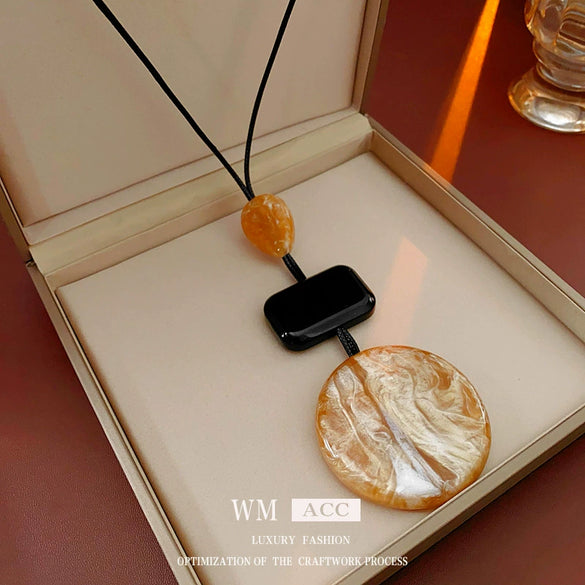Wholesale Geometric Plastic Resin Leather Cord Necklace With Electroplating