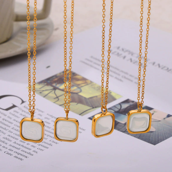 Wholesale Geometric Square Resin And Titanium Steel Gold Plated Earrings Necklace Set For Women With Electroplating Treatment In Antique Simple Light Luxury Style