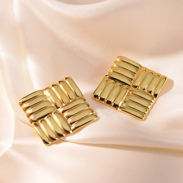 Wholesale Geometric Square Stainless Steel Earrings For Women With French Retro Light Luxury Style And Electroplating Treatment