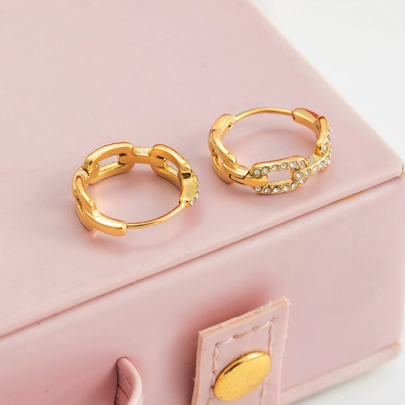 Wholesale Geometric Stainless Steel Electroplated Earrings For Women Light Luxury Style