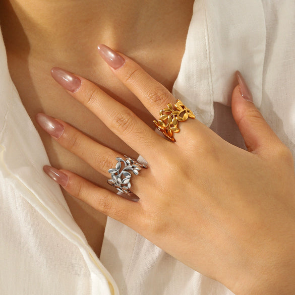 Wholesale Geometric Stainless Steel Electroplated Hollow Leaf Ring For Women Fashion Accessory