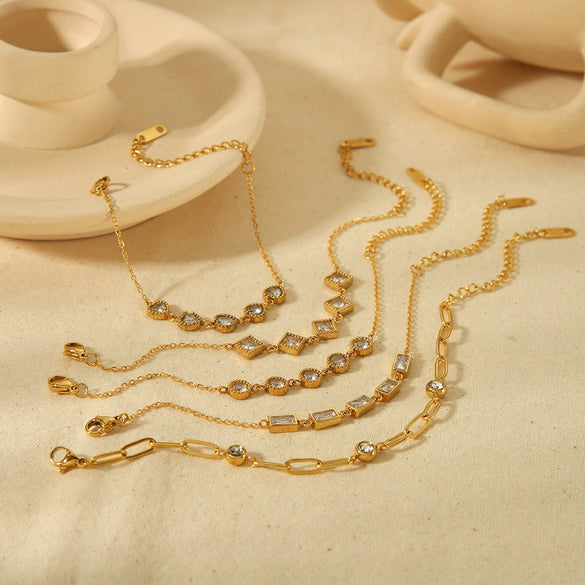 Wholesale Geometric Stainless Steel Electroplated Inlaid Zircon Bracelet For Women