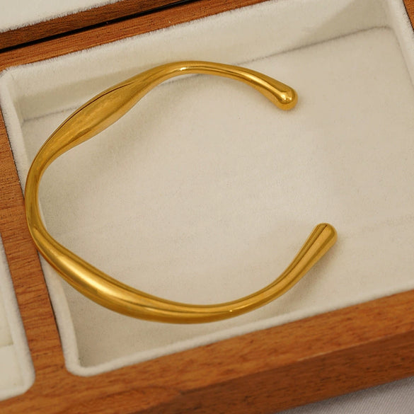 Wholesale Geometric Stainless Steel Electroplated Open Bracelet For Women