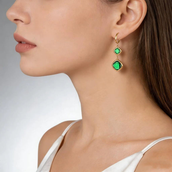 Wholesale Geometric Stainless Steel 18K Gold Electroplated Ear Cuffs For Women With Crystal Splicing Design