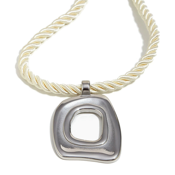 Wholesale Geometric Stainless Steel 18K Gold Plated Braided Rope Square Cut Out Pendant Necklace For Women