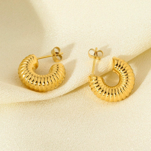 Wholesale Geometric Stainless Steel 18K Gold Plated Cshaped Earrings For Women