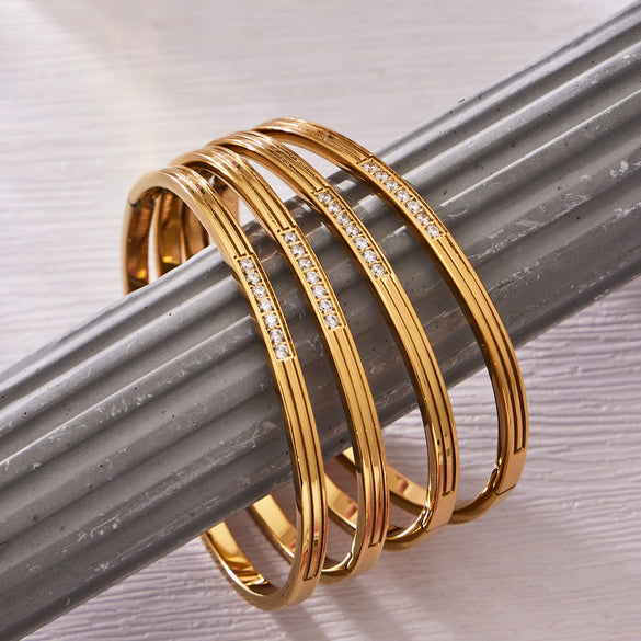 Wholesale Geometric Stainless Steel 18K Gold Plated Microinlaid Zircon Clasp Bracelet And Ring Accessories
