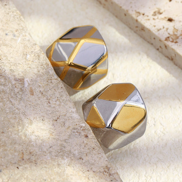 Wholesale Geometric Stainless Steel 18K Gold Plated Stereo Gold Ball Ring For Women In Light Luxury Style