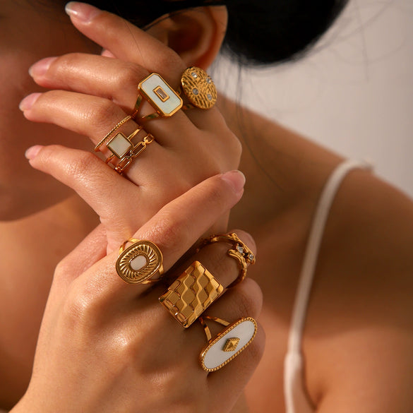 Wholesale Geometric Stainless Steel Women's Ring With Electroplating