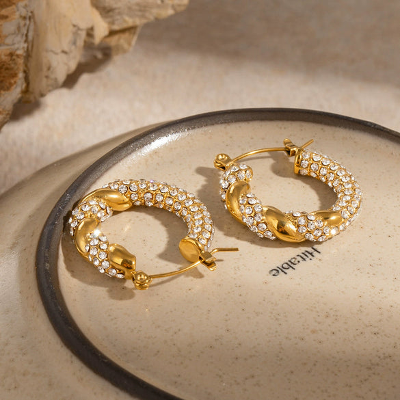 Wholesale Geometric Style Stainless Steel And 18K Gold Twist Earring Buckles With White Diamonds Fashion Jewelry Nonfading