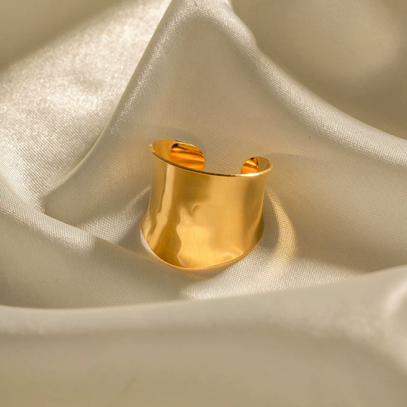 Wholesale Geometric Texture 18K Gold Plated Stainless Steel Opening Ring For Women With Electroplating Treatment