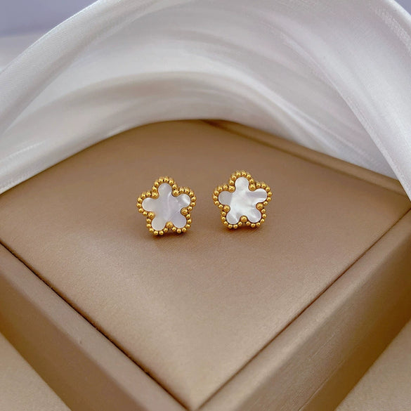 Wholesale Geometric Titanium Steel Fiveleaf Flower Normcore Style Electroplated Earrings For Men And Women