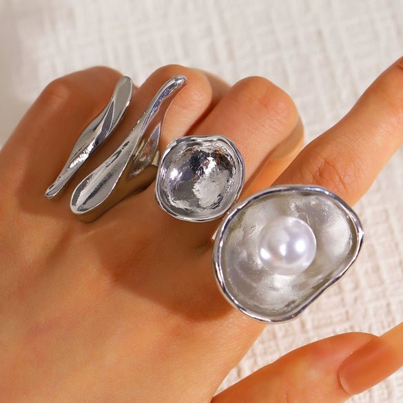 Wholesale Geometric Trumpet Flower Bowlshaped Zinc Alloy Electroplated Baroque Open Ring For Women
