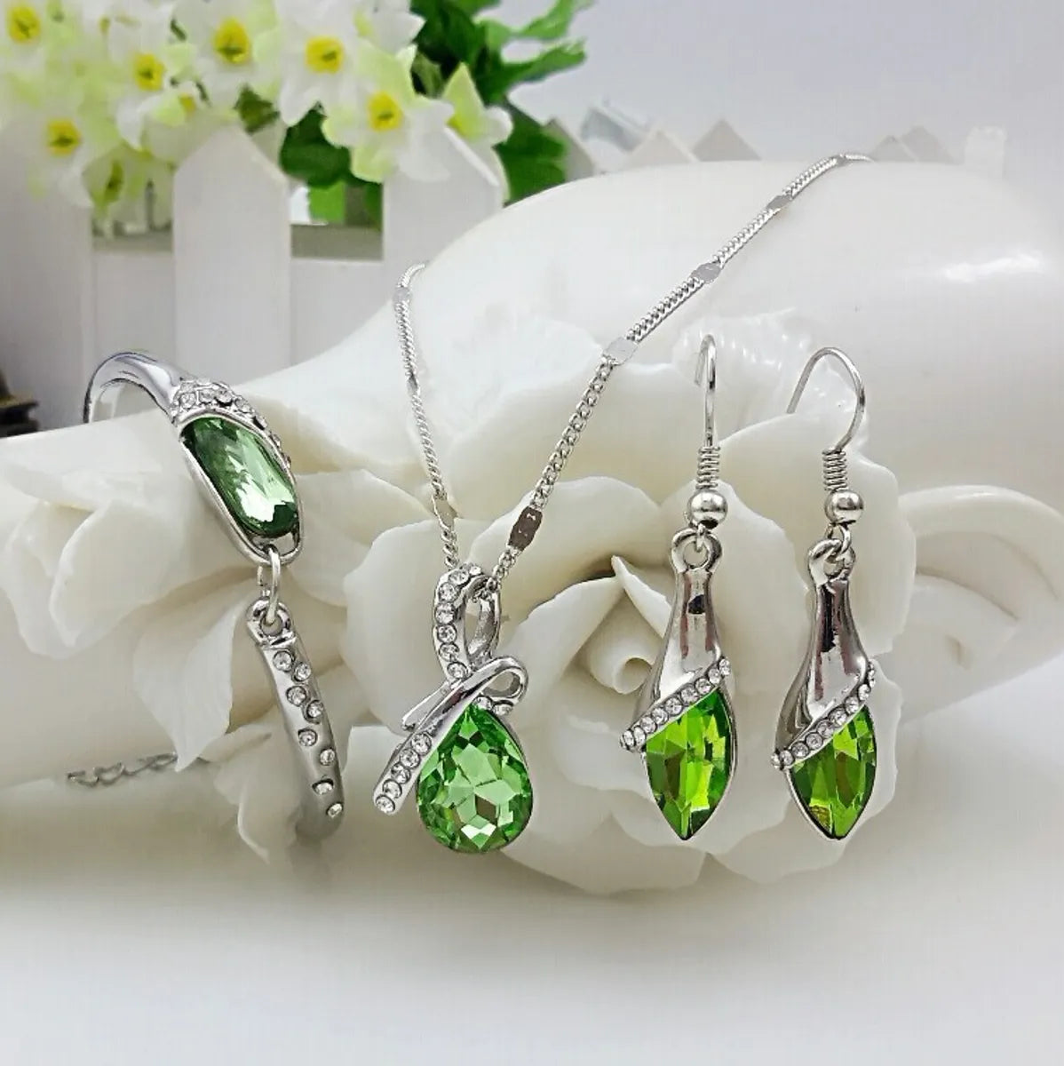 Wholesale Geometric Water Drop Crystal Pendent Jewelry 3-piece Set