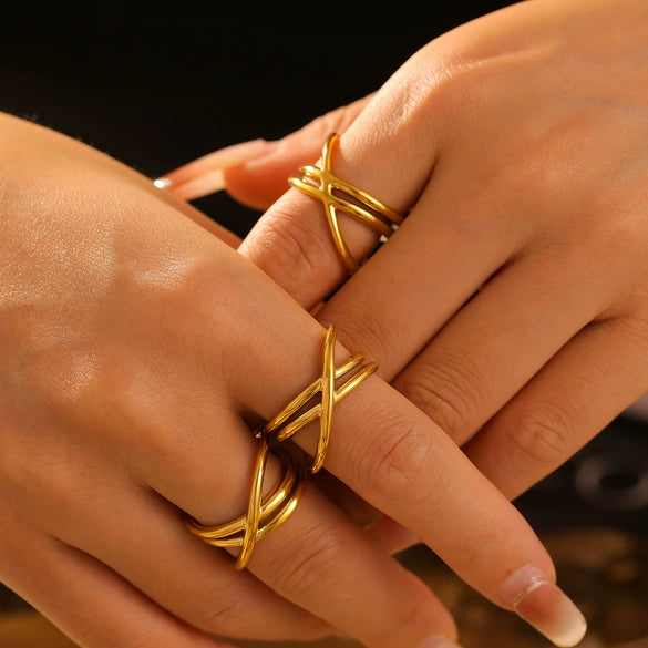 Wholesale Geometric Winding Hollow Cross Line Ring Titanium Steel 18K Gold Electroplated Jewelry For Women