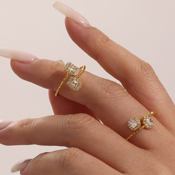 Wholesale Girls' 316L Stainless Steel 18K Gold Plated Geometric Love Pattern Ring Hand Jewelry Set