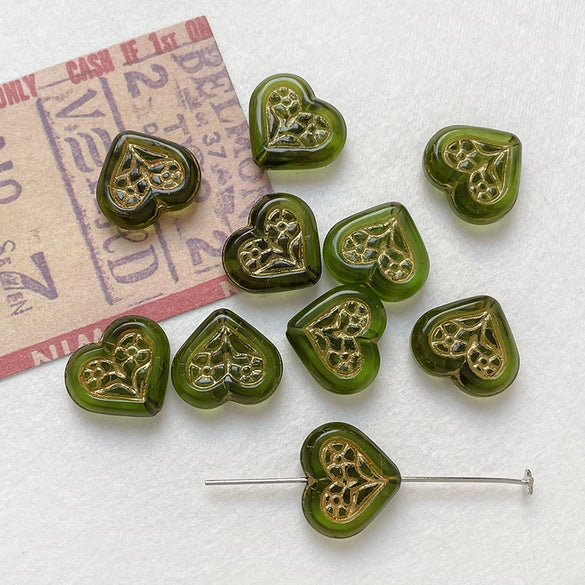 Wholesale Glass Glazed Handpainted Heart Beads For Diy Bracelet Necklace Accessories Environmentally Friendly Love Pattern