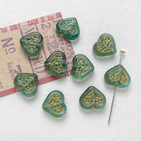 Wholesale Glass Glazed Handpainted Heart Beads For Diy Bracelet Necklace Accessories Environmentally Friendly Love Pattern