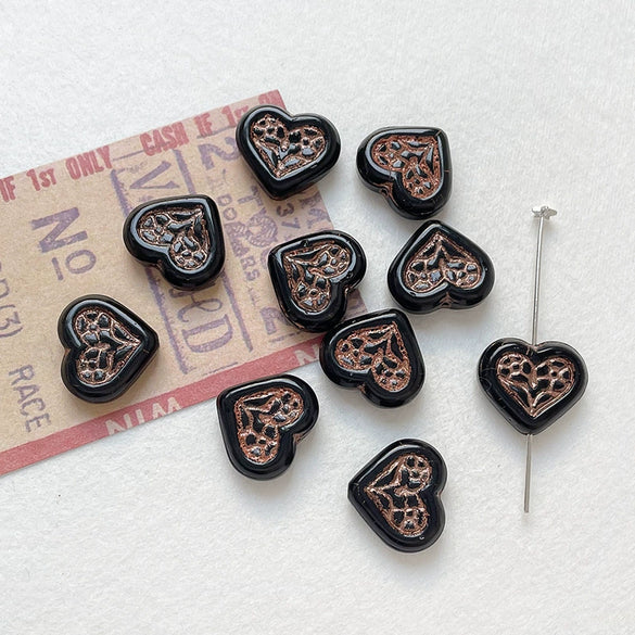 Wholesale Glass Glazed Handpainted Heart Beads For Diy Bracelet Necklace Accessories Environmentally Friendly Love Pattern