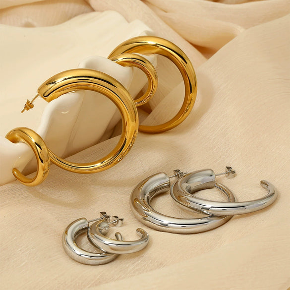Wholesale Glossy Simple C Shaped Stainless Steel Gold Plated Geometric Earrings With Electroplating Treatment
