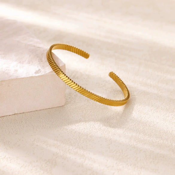 Wholesale Gold Plated Geometric Stainless Steel Bracelet For Women