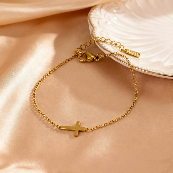 Wholesale Gold Plated Geometric Stainless Steel Cross Zircon Bracelet For Women