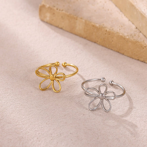 Wholesale Gold Plated Stainless Steel Mini Flower And Butterfly Ring Jewelry For Women
