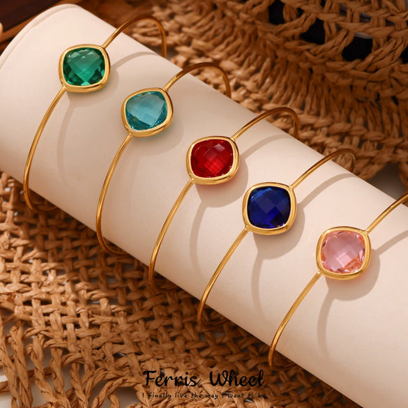 Wholesale Goldplated Stainless Steel And Czech Glass Ferris Wheel Square Inlaid Open Bracelet With Geometric Light Luxury Style