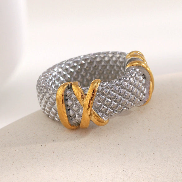 Wholesale Hand Jewelry Stainless Steel 18K Gold Plated Scale Pattern Gold Wire Wrapped Ring For Women With Geometric Style And Electroplating Process