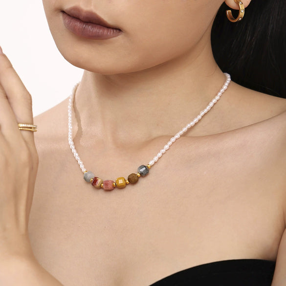 Wholesale Handmade Beaded Necklace With Freshwater Pearl Natural Stone And Stainless Steel In Light Luxury Style And Geometric Pattern