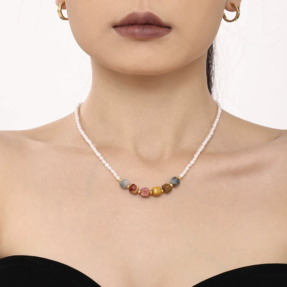 Wholesale Handmade Beaded Necklace With Freshwater Pearl Natural Stone And Stainless Steel In Light Luxury Style And Geometric Pattern