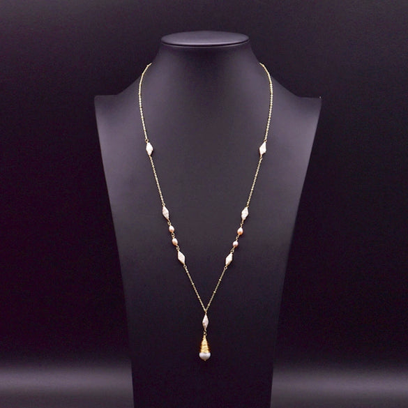 Wholesale Handmade Drop Shape Retro Pearl Long Necklace For Women With Metal And Water Wave Chain