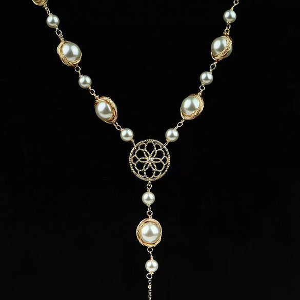 Wholesale Handmade Drop Shape Retro Pearl Long Necklace For Women With Metal And Water Wave Chain