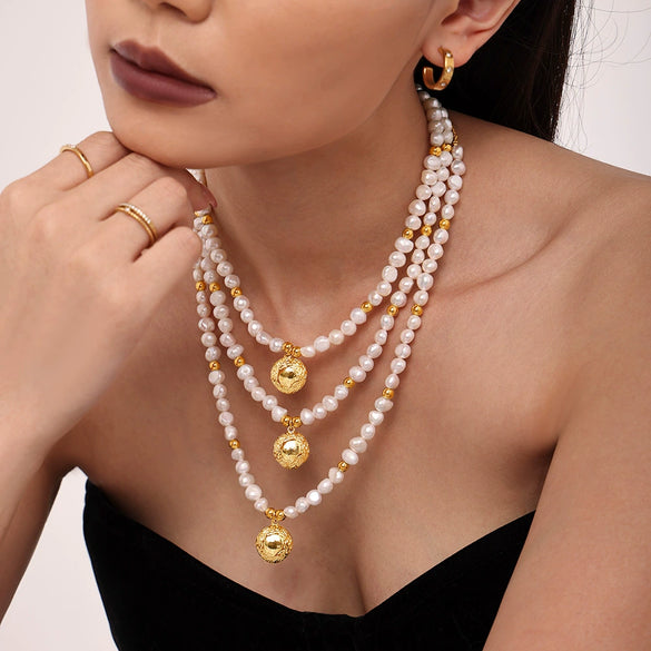Wholesale Handmade Freshwater Pearl And Copper Beaded Collarbone Necklace With Geometric Pattern And Gold Plated Treatment For Women