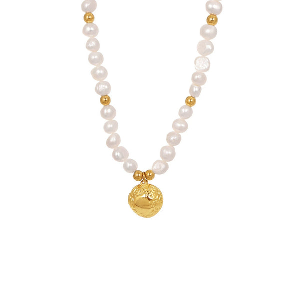 Wholesale Handmade Freshwater Pearl And Copper Plated Gold Collarbone Necklace With Geometric Pattern And Light Luxury Style