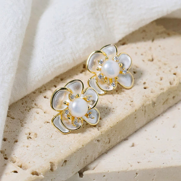 Wholesale Handmade Freshwater Pearl Flower Earrings For Women Highend Sweet And Elegant With Design Sense