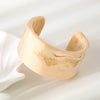 Wholesale Handmade Geometric Retro Offwhite Textured Wide Open Resin Bracelet Jewelry For Women