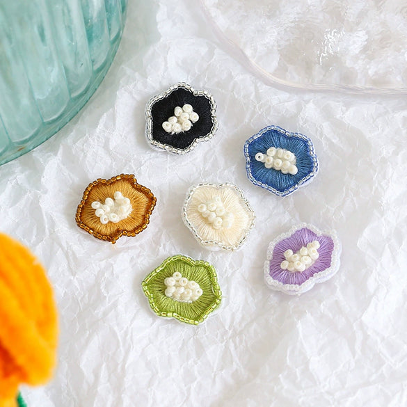 Wholesale Handwoven Sweet Style Rice Beads Floret Jewelry Hair Card Earrings Decoration Accessories Material