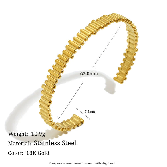 Wholesale Heart Cutout Stainless Steel Electroplated 18K Gold Simple Zircon Line Bracelet Fashion Geometric Hand Ornament