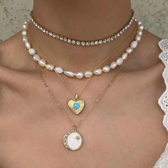 Wholesale Heart Photo Box Pendant Necklace With Opening And Closing Peach Heart Pendant Clavicle Chain Copper Plated Titanium Steel Material Electroplating Treatment