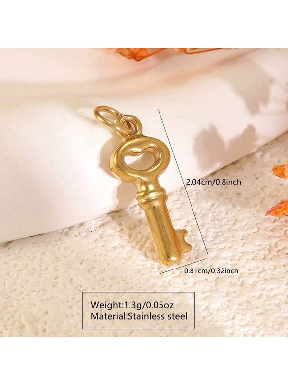 Wholesale Heart Shape Stainless Steel Electroplated Necklace Pendant Accessories Retro Fashion Diy
