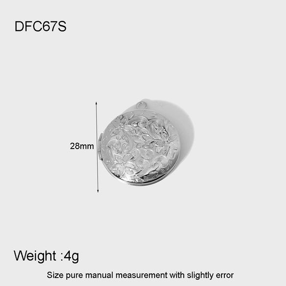 Wholesale Heartshaped Engraved Stainless Steel Electroplated Pendant Necklace With Geometric Return Pattern Jewelry Accessory