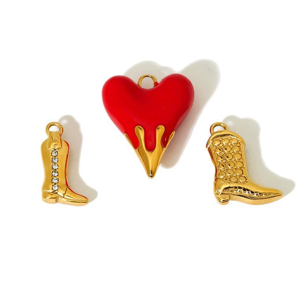 Wholesale Heartshaped Oildripping Totem Retro Stainless Steel Pendant Jewelry For Women