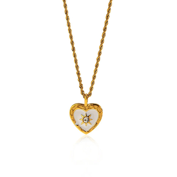 Wholesale Heartshaped Stainless Steel And Titanium Steel Necklace With Zircon Love Pendant For Women Pvd Furnace Vacuum Real Gold Plated