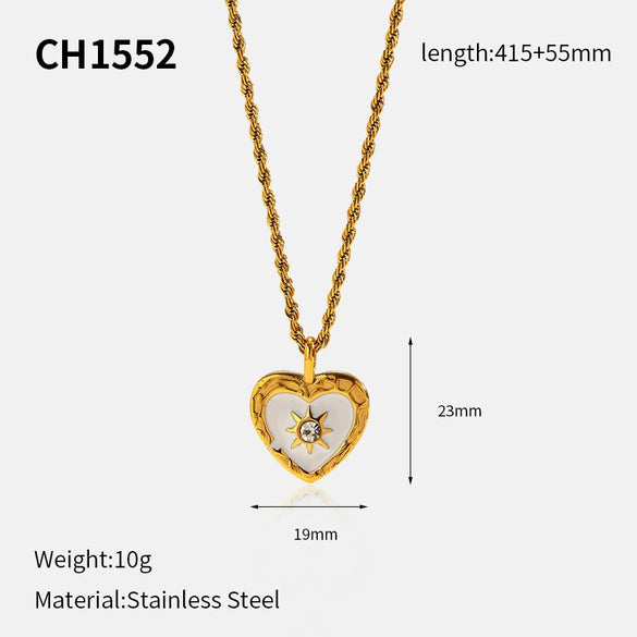 Wholesale Heartshaped Stainless Steel And Titanium Steel Necklace With Zircon Love Pendant For Women Pvd Furnace Vacuum Real Gold Plated